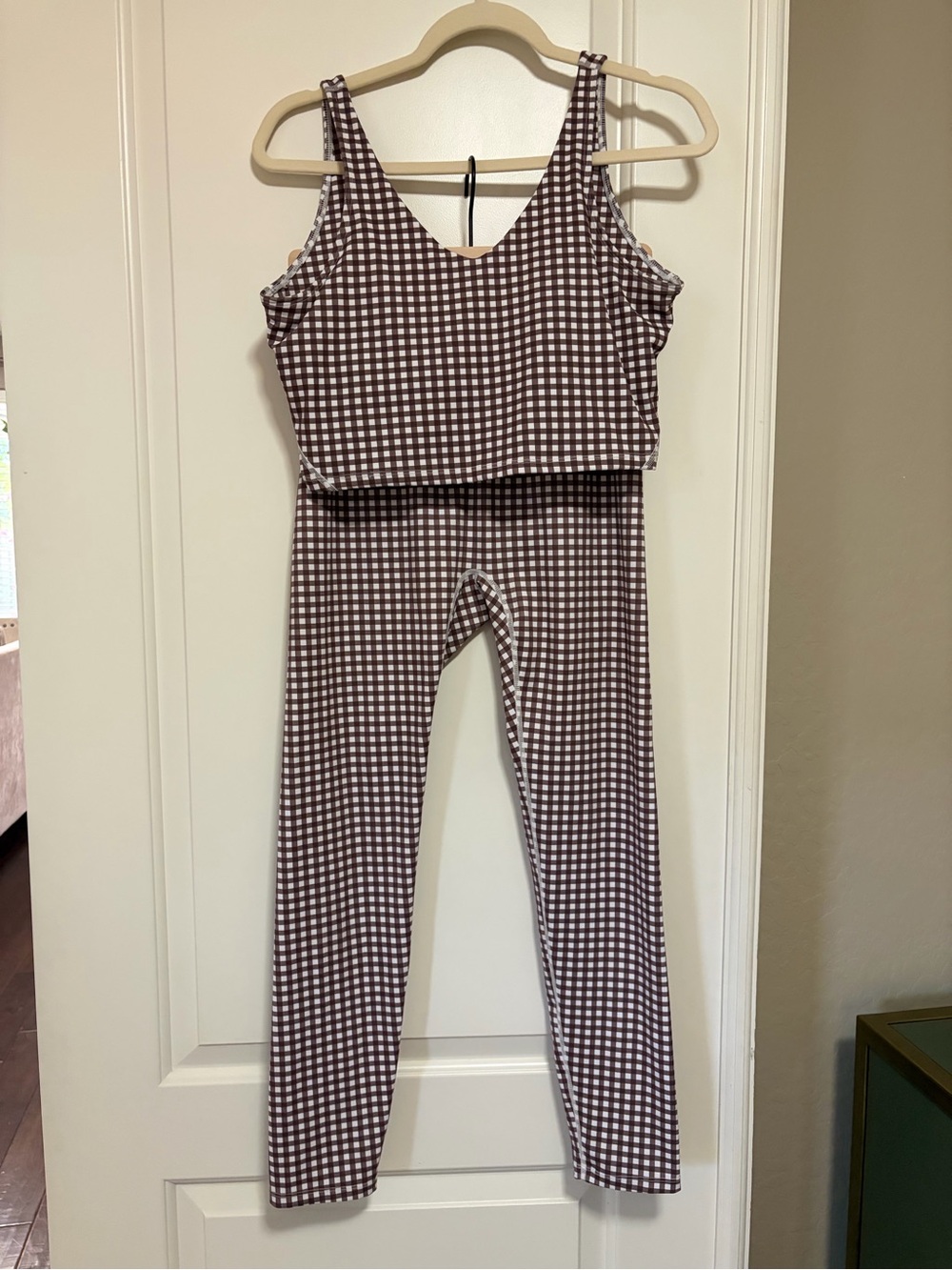 🧸🤎 2-Piece Bundle Set 🤎🧘🏽‍♀️Brown Gingham Scoop Sports Bra & Leggings Set🤎🏃‍♀️